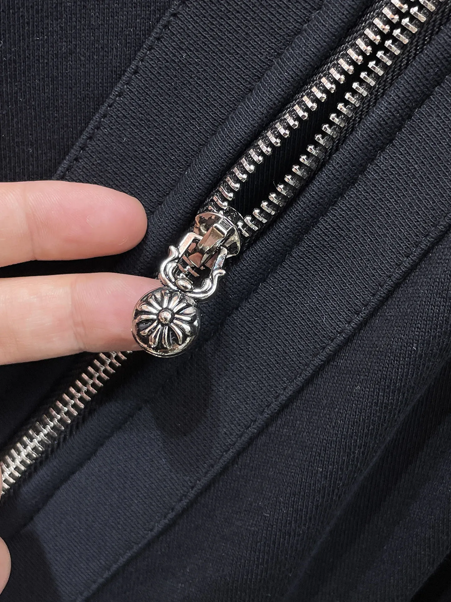 Same Style， ， 2026 New Arrival ，Original Premium Breathable ， ， ， Quality。 ， Sizes：M～3XL